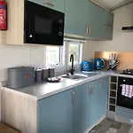 Delightful 2-bed Static Set In A Peaceful Village Üdülőpark Gilcrux