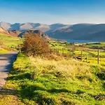 Üdülőpark Delightful 2-bed Static Set In A Peaceful Village Gilcrux