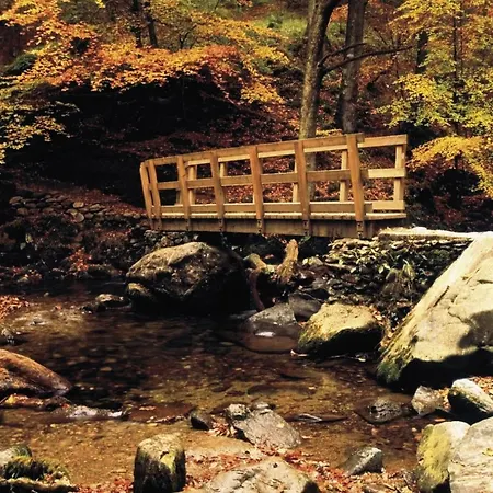 Üdülőpark Delightful 2-bed Static Set In A Peaceful Village *